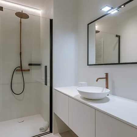 Huswell - Luxurious With 3 Terraces And Parking 公寓